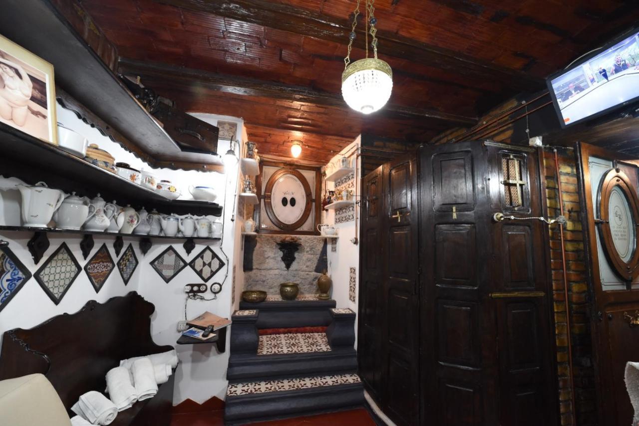 La Casa Dei Custodi Del Duca Ruffo Di Bagnara Napels
